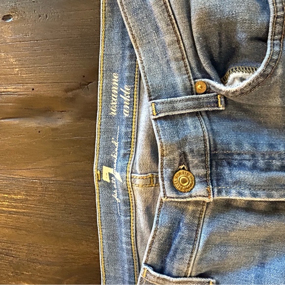 7FAMK - Picture 3 of 5